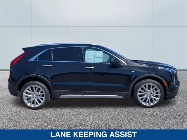 Used 2023 Cadillac XT4 Premium Luxury w/ Technology Package AWD/4WD image 6
