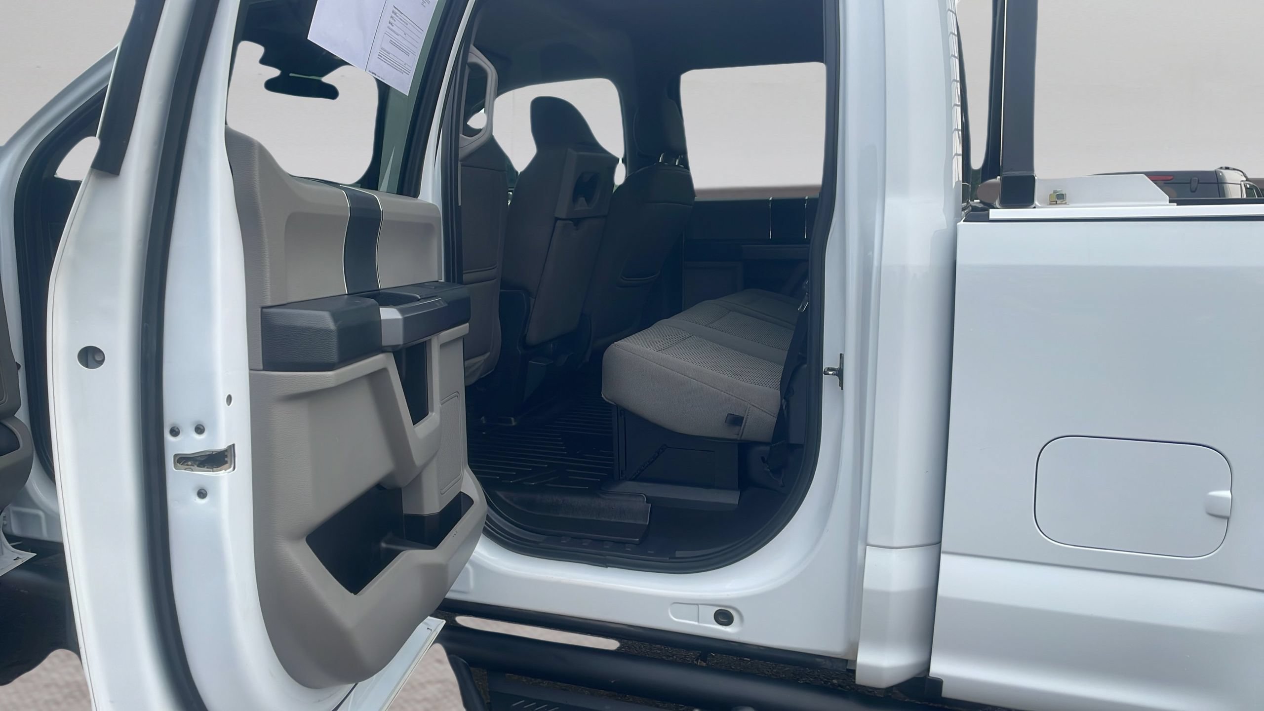 Certified 2022 Ford F250 XLT AWD/4WD image 13