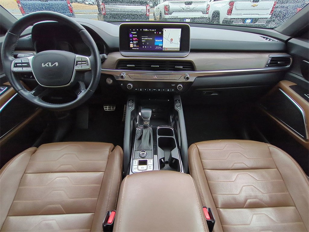 Used 2022 Kia Telluride SX w/ SX Prestige Package image 15