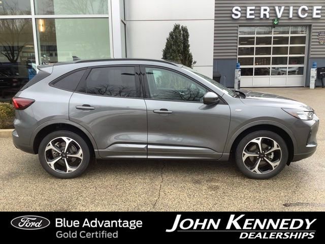 Certified 2023 Ford Escape ST-Line Select w/ Tech Pack #2 image 6