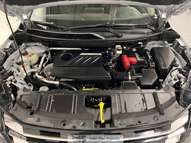 Used 2025 Nissan Rogue SV FWD image 22