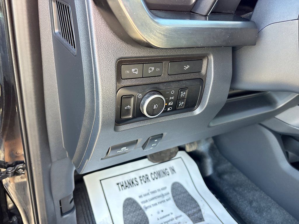 Certified 2024 Ford F250 Lariat w/ Sport Appearance Package AWD/4WD image 31