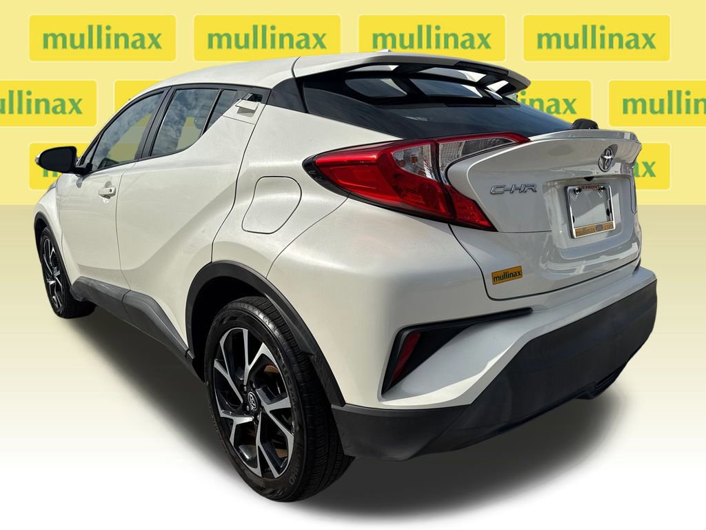 Used 2019 Toyota C-HR XLE image 4