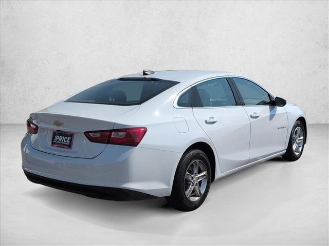 Used 2023 Chevrolet Malibu LS image 4