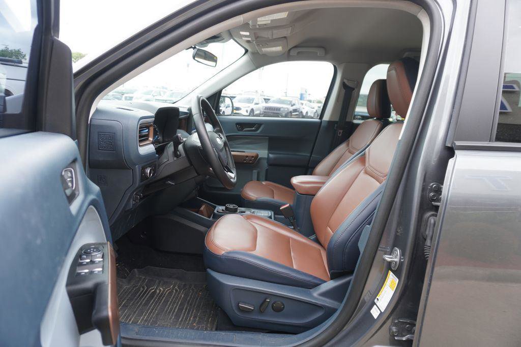 Certified 2024 Ford Maverick Lariat w/ FX4 Off-Road Package AWD/4WD image 7