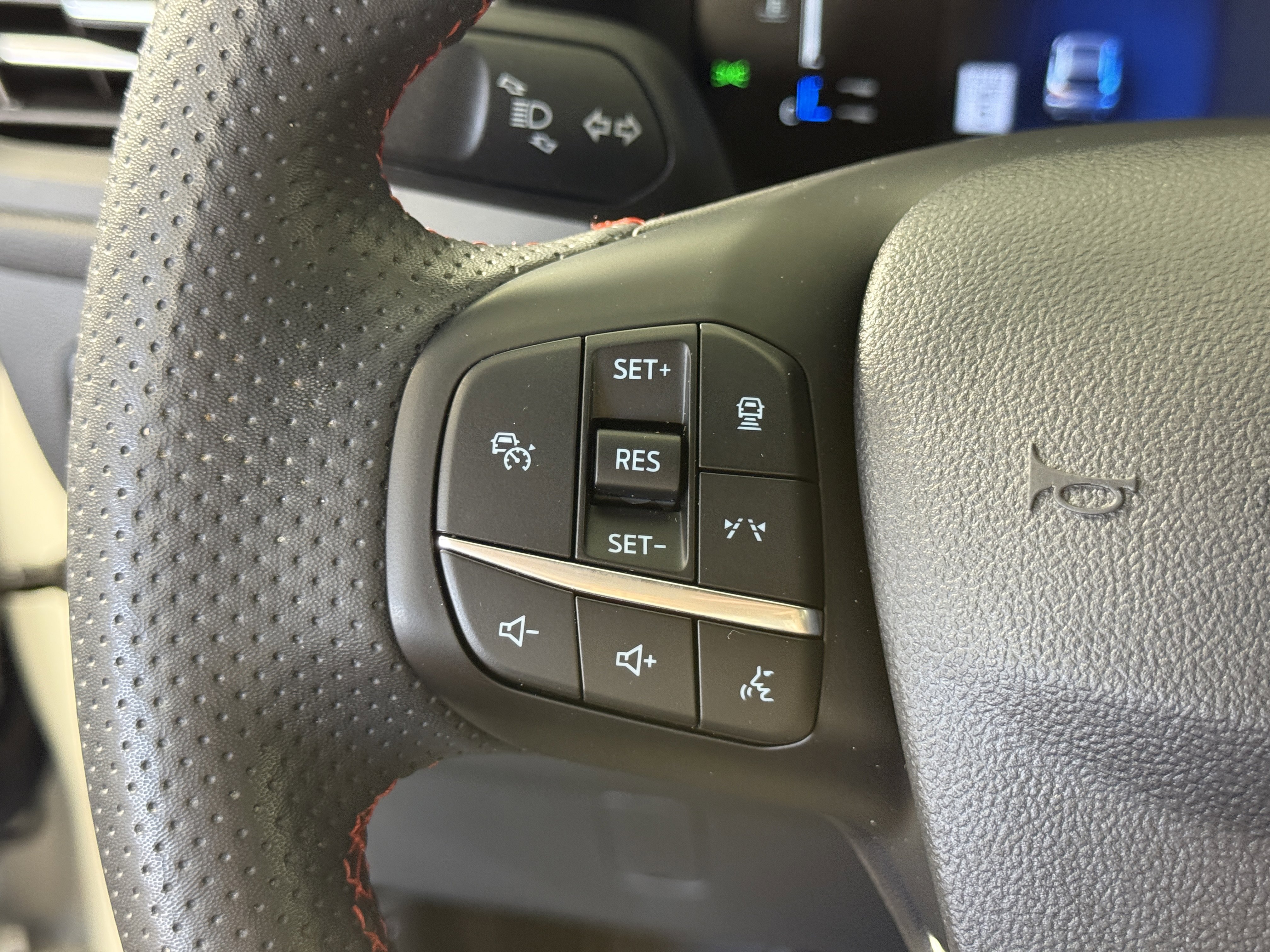 Certified 2023 Ford Escape ST-Line w/ Tech Pack #1 FWD image 24