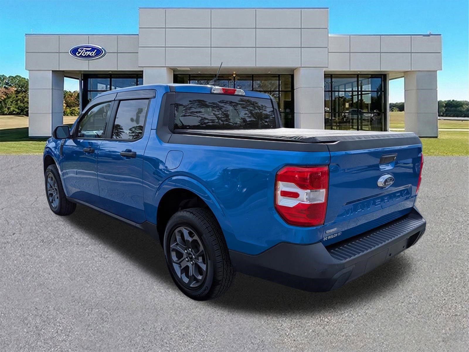 Certified 2022 Ford Maverick XLT FWD image 2