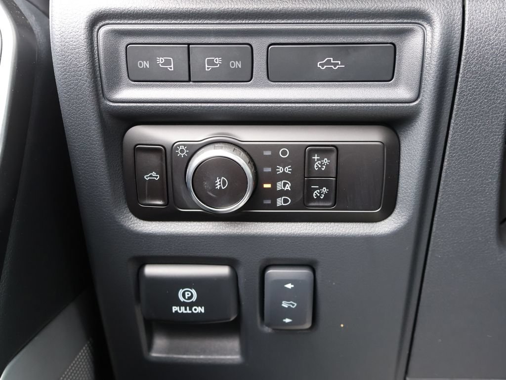 Certified 2023 Ford F150 Raptor AWD/4WD image 33