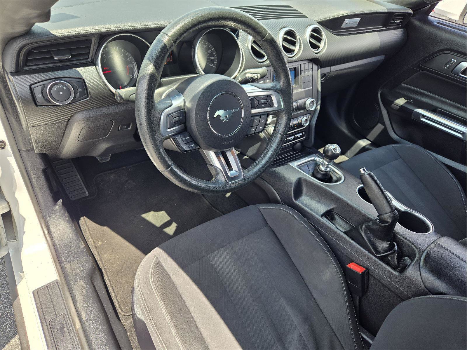 Certified 2019 Ford Mustang Coupe RWD image 24
