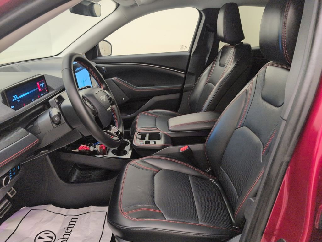 Certified 2025 Ford Mustang Mach-E Premium w/ Sport Appearance Package image 4