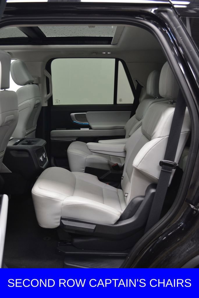 Certified 2025 Ford Expedition Platinum image 13