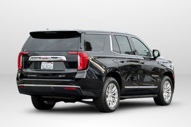 Used 2022 GMC Yukon SLT w/ SLT Luxury Package image 3