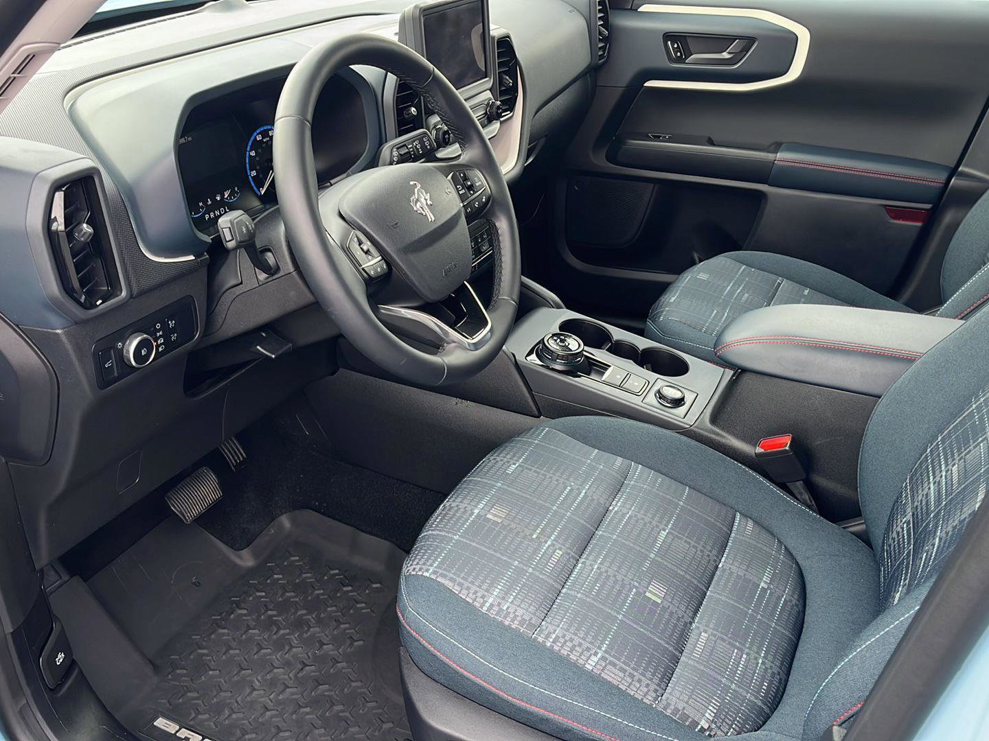 Certified 2024 Ford Bronco Sport Heritage w/ Heritage Convenience Package AWD/4WD image 9