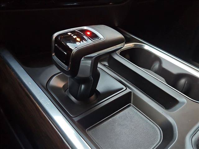Used 2024 GMC Sierra 1500 SLT AWD/4WD image 9
