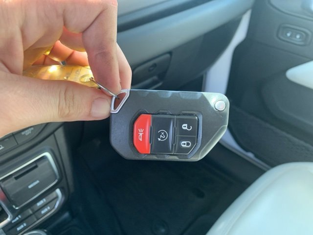 Used 2021 Jeep Gladiator Overland image 24