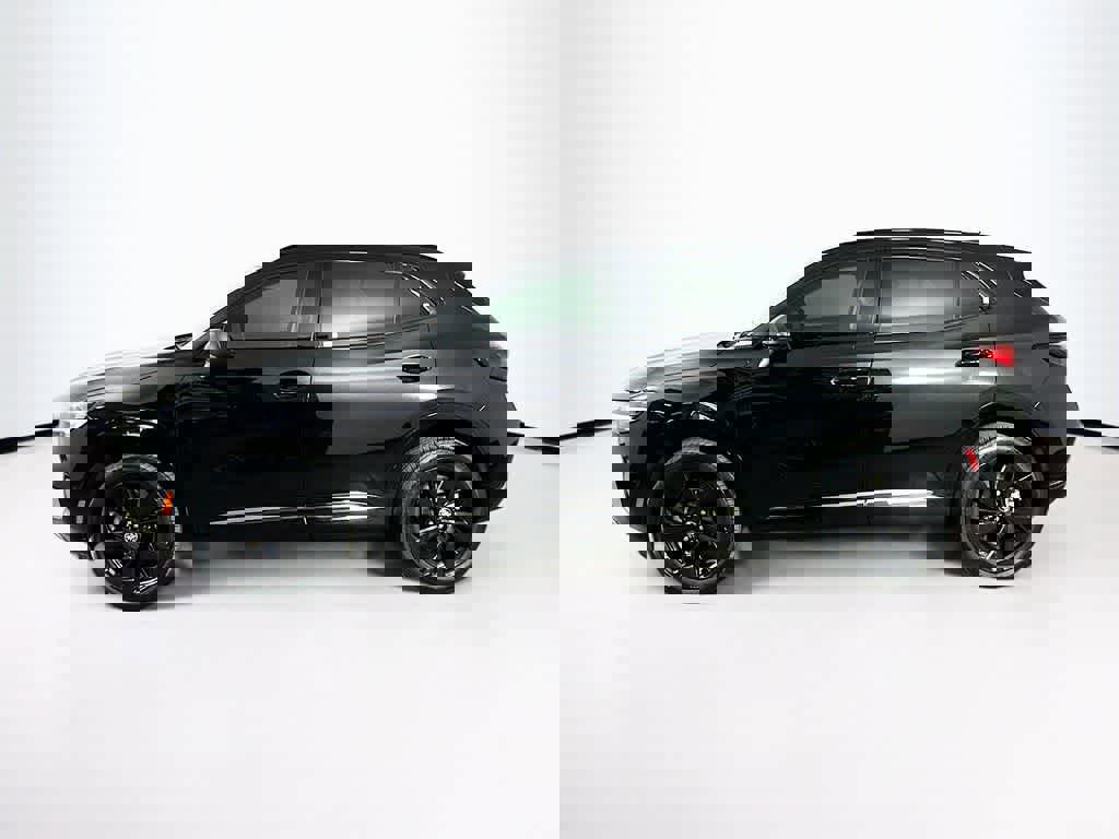 Used 2023 Buick Envision Essence w/ Sport Touring Package image 2