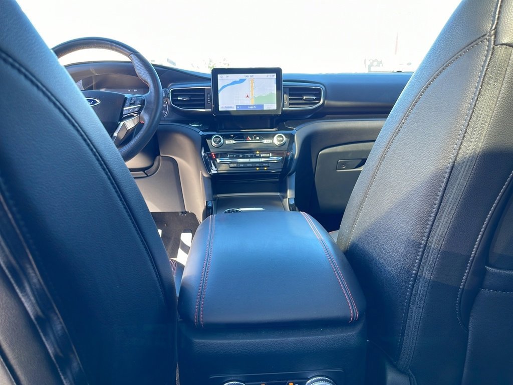 Certified 2022 Ford Explorer ST-Line w/ Class IV Trailer Tow Package image 31