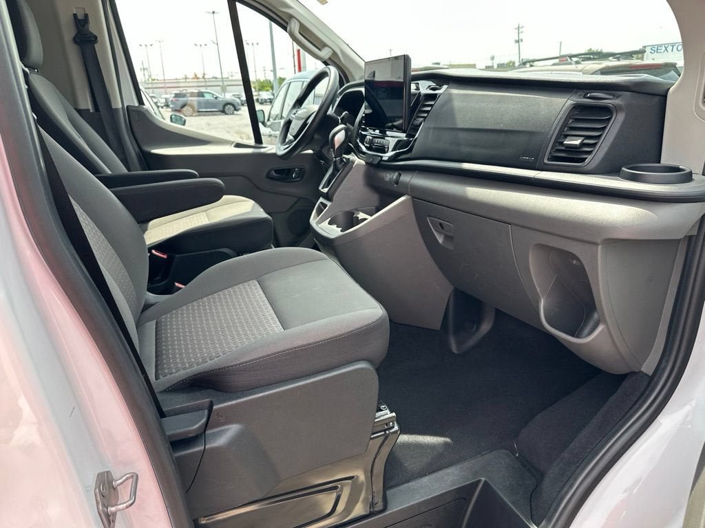 Certified 2024 Ford Transit 350 XLT RWD image 11