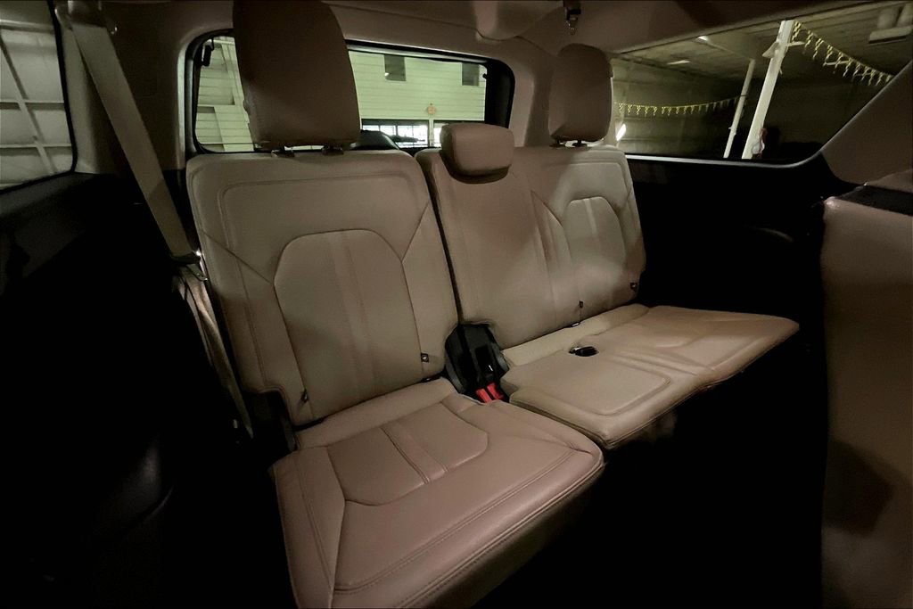 Certified 2024 Ford Expedition Max Limited image 27