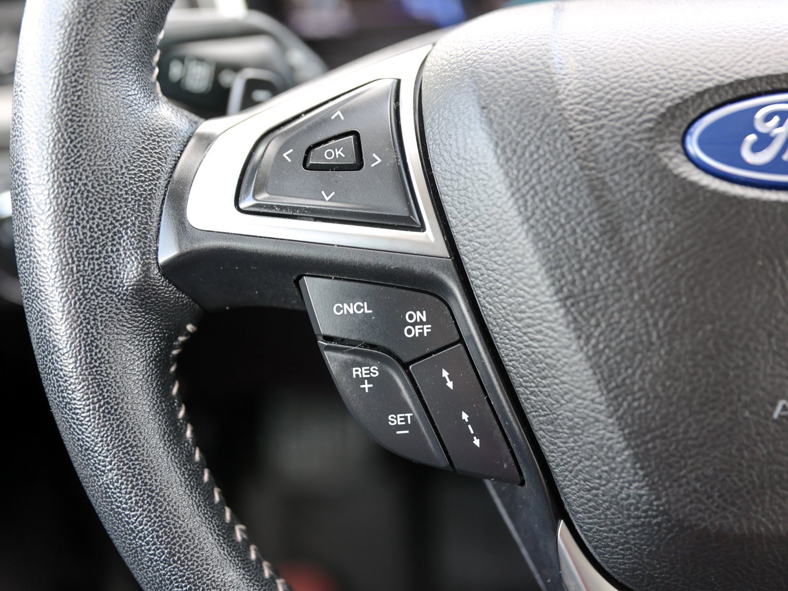 Certified 2019 Ford Fusion SE w/ Equipment Group 151A image 33