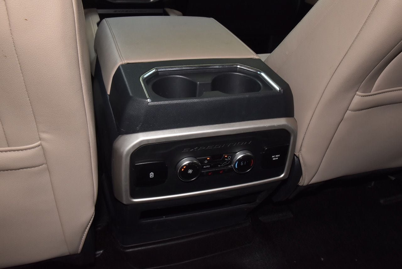 Certified 2024 Ford Expedition Limited RWD image 19