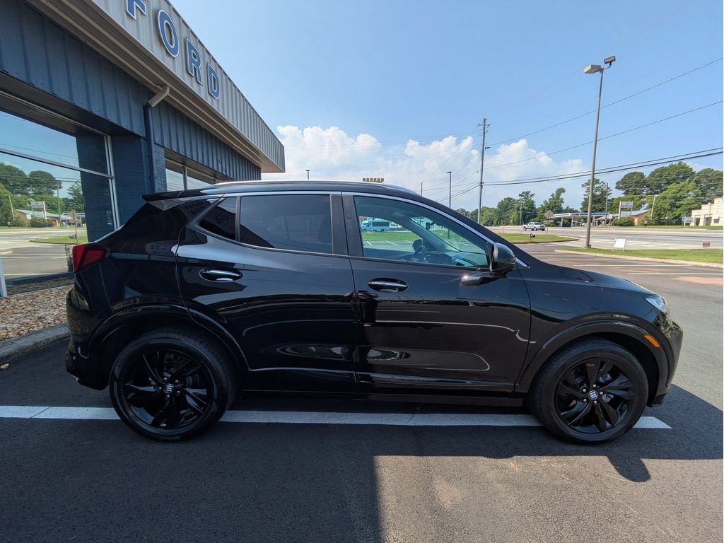 Used 2024 Buick Encore GX Sport Touring w/ Comfort Package FWD image 4