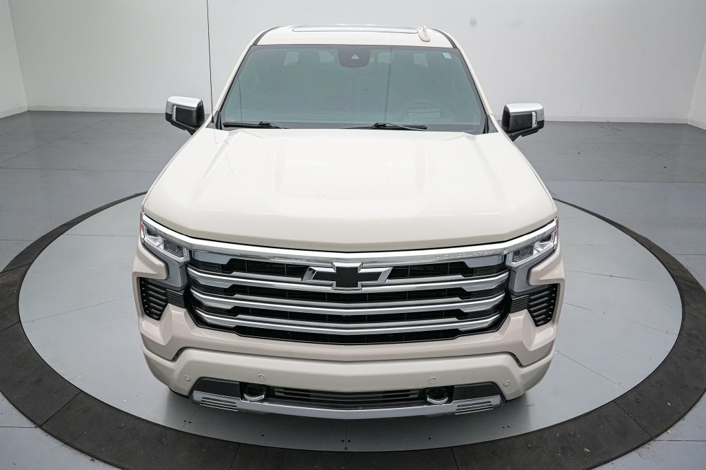 Used 2026 Chevrolet Silverado 1500 High Country AWD/4WD image 10