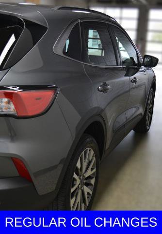 Certified 2022 Ford Escape Titanium w/ Class II Trailer Tow Package AWD/4WD image 7