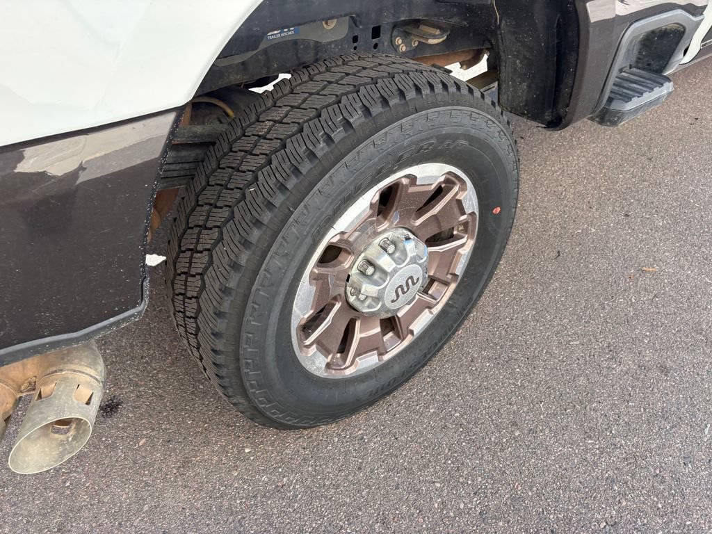Certified 2025 Ford F250 King Ranch AWD/4WD image 21