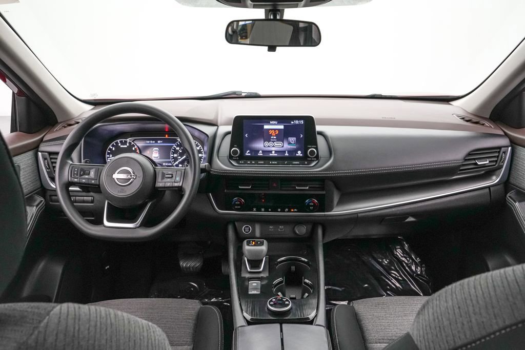 Used 2023 Nissan Rogue SV AWD/4WD image 14