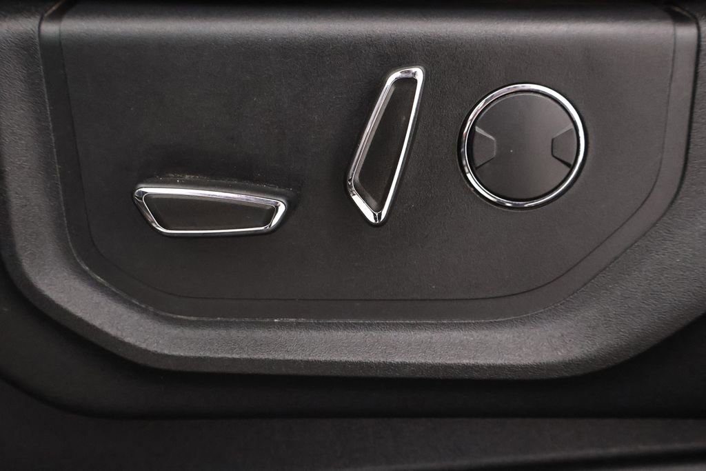 Certified 2018 Ford F150 Lariat image 18