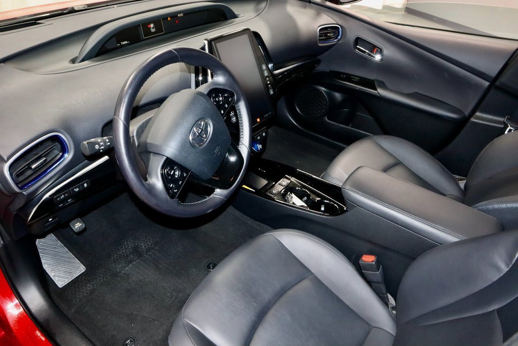 Used 2022 Toyota Prius Limited image 26