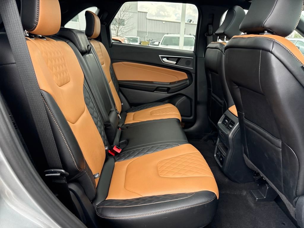 Certified 2024 Ford Edge Titanium w/ Titanium Elite Package image 10