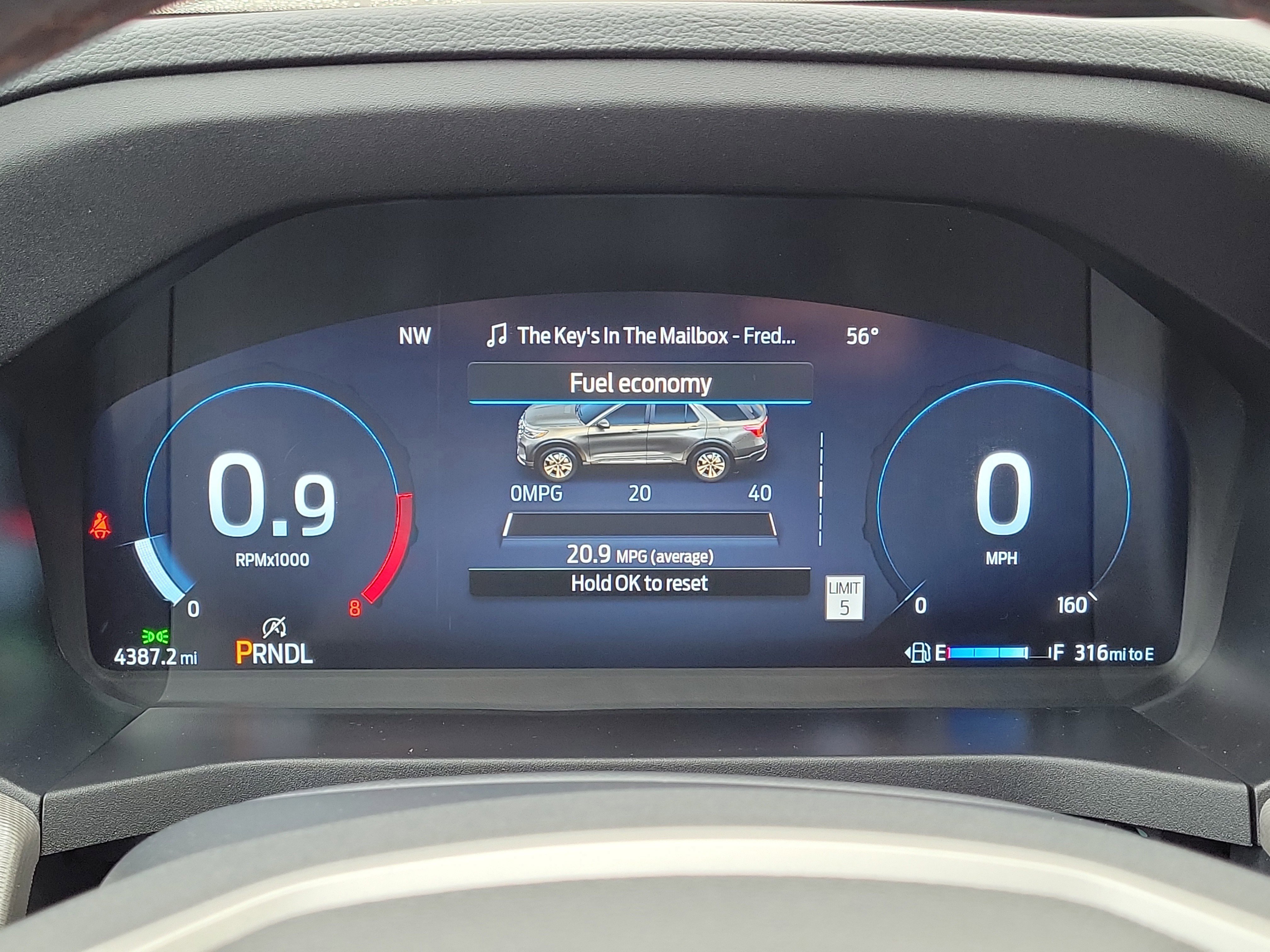 Certified 2025 Ford Explorer Active image 27