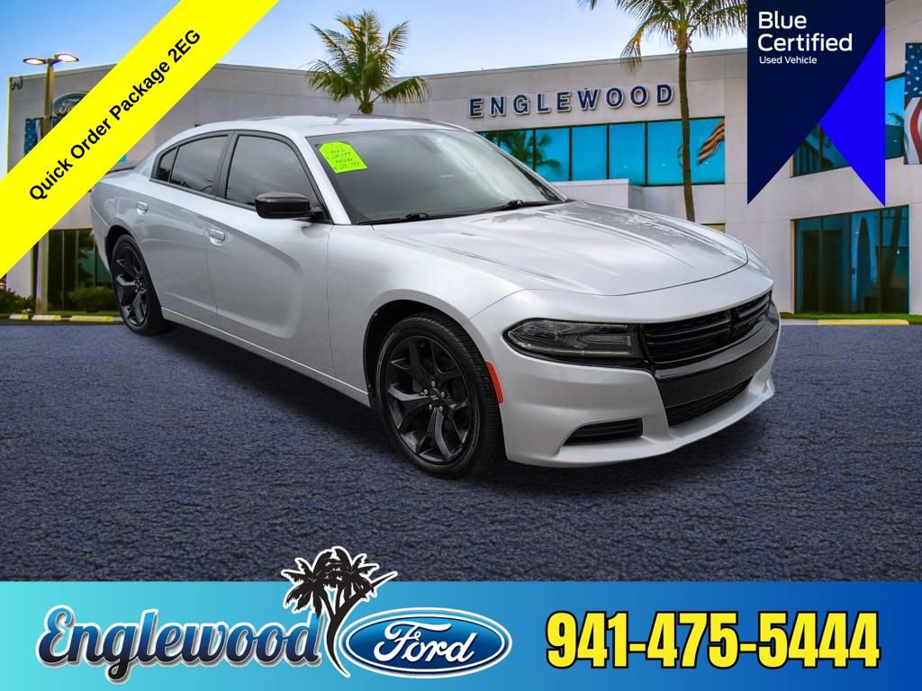 Used 2020 Dodge Charger SXT w/ Blacktop Package