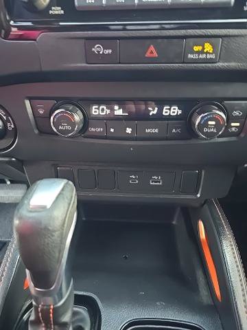 Used 2023 Nissan Frontier PRO-4X w/ Tow Package AWD/4WD image 25