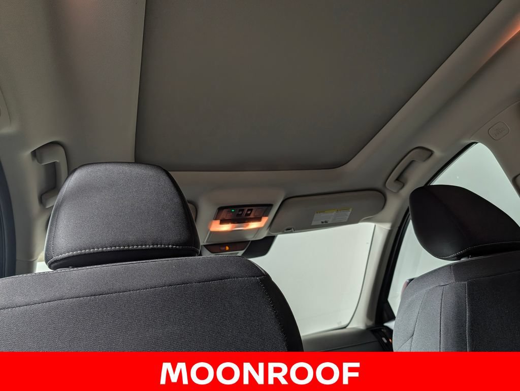 Used 2022 Nissan Pathfinder SV w/ SV Premium Package AWD/4WD image 13
