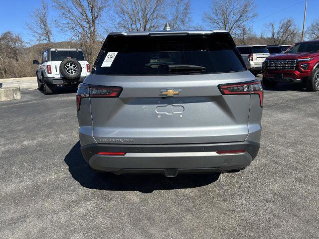 Used 2025 Chevrolet Equinox LT image 3