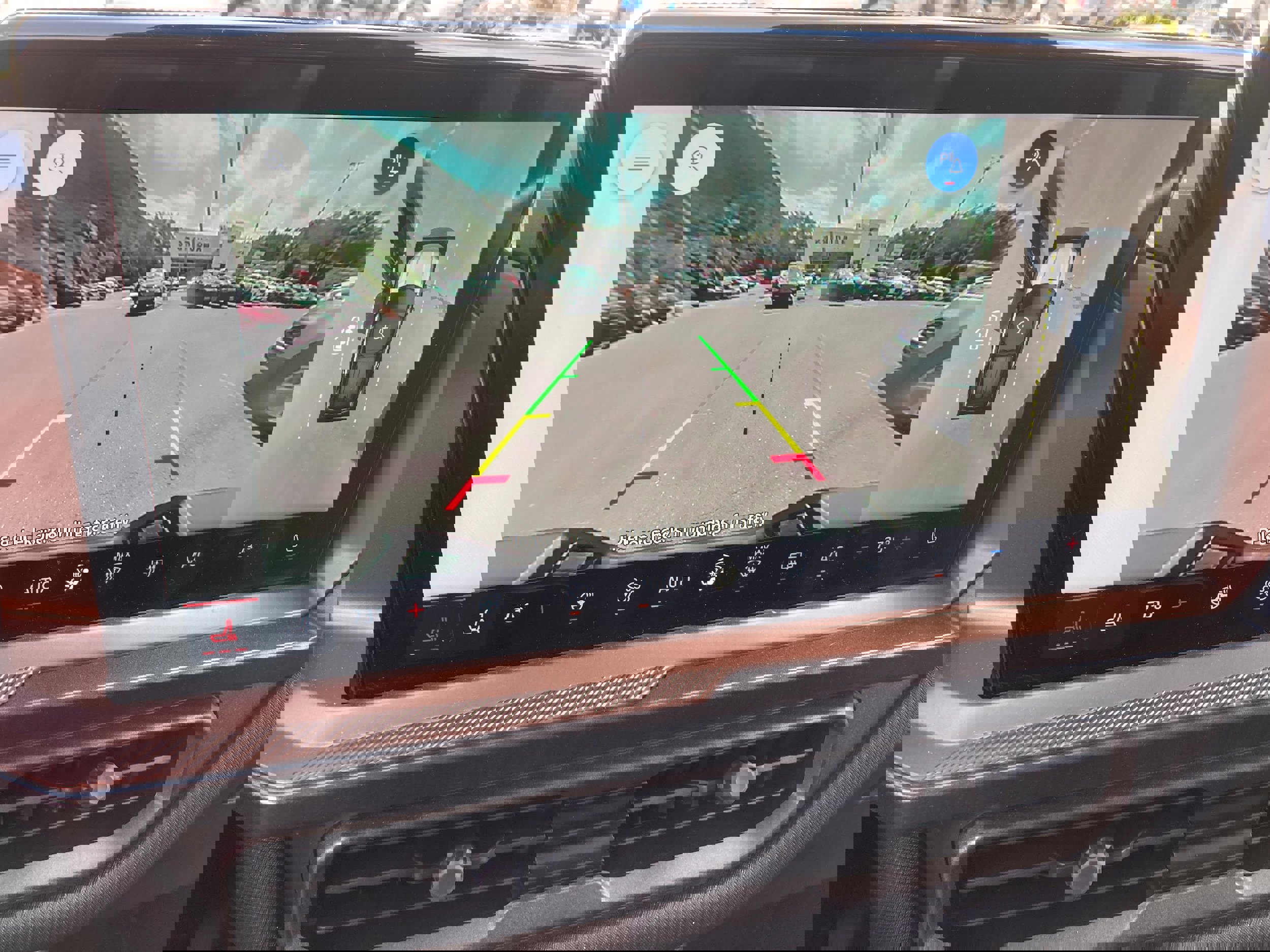 Certified 2025 Ford Bronco Sport Outer Banks w/ Outer Banks Tech Package+ image 18