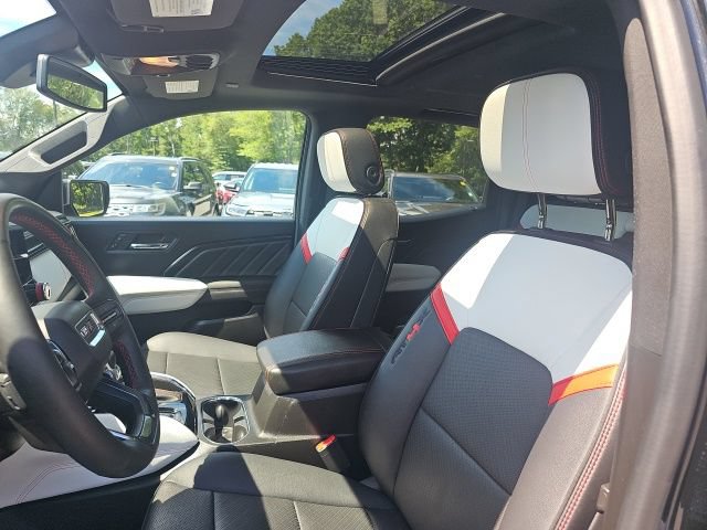 Used 2023 GMC Canyon AT4X AWD/4WD image 15