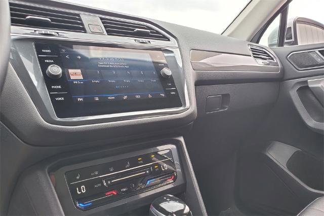 Used 2023 Volkswagen Tiguan SE image 15