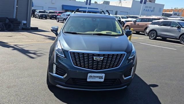 Used 2020 Cadillac XT5 Premium Luxury w/ Platinum Package AWD/4WD image 4