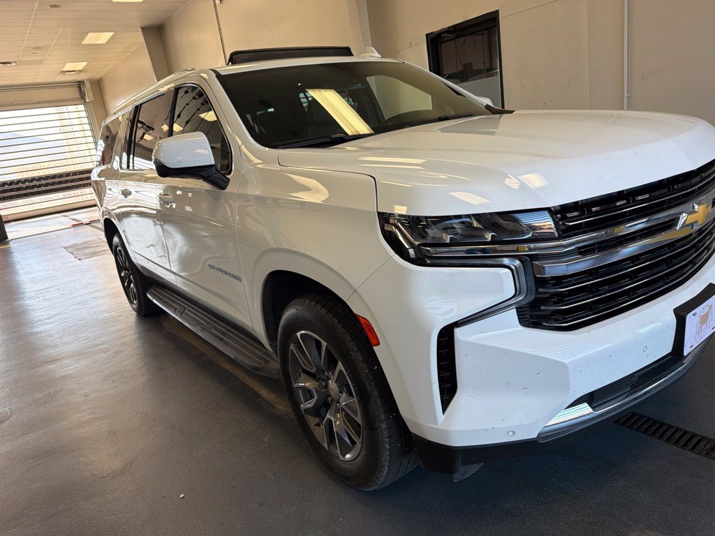 Used 2024 Chevrolet Suburban LT w/ LT Signature Plus Package