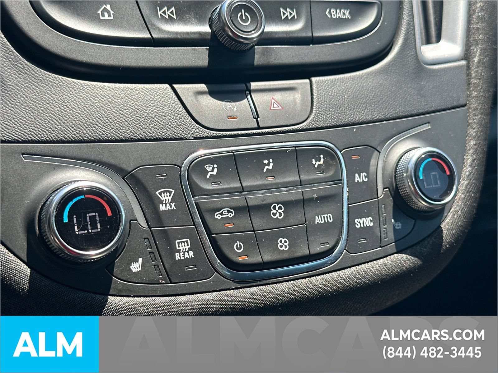Used 2025 Chevrolet Malibu LT FWD image 33
