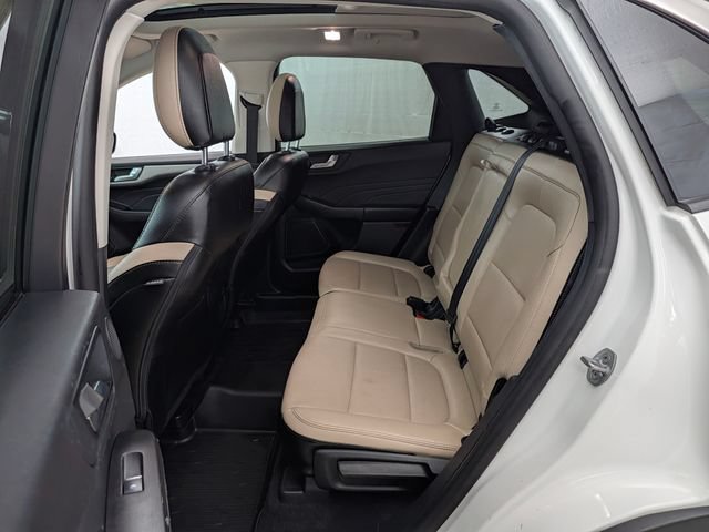 Certified 2022 Ford Escape SEL w/ Technology Package AWD/4WD image 14