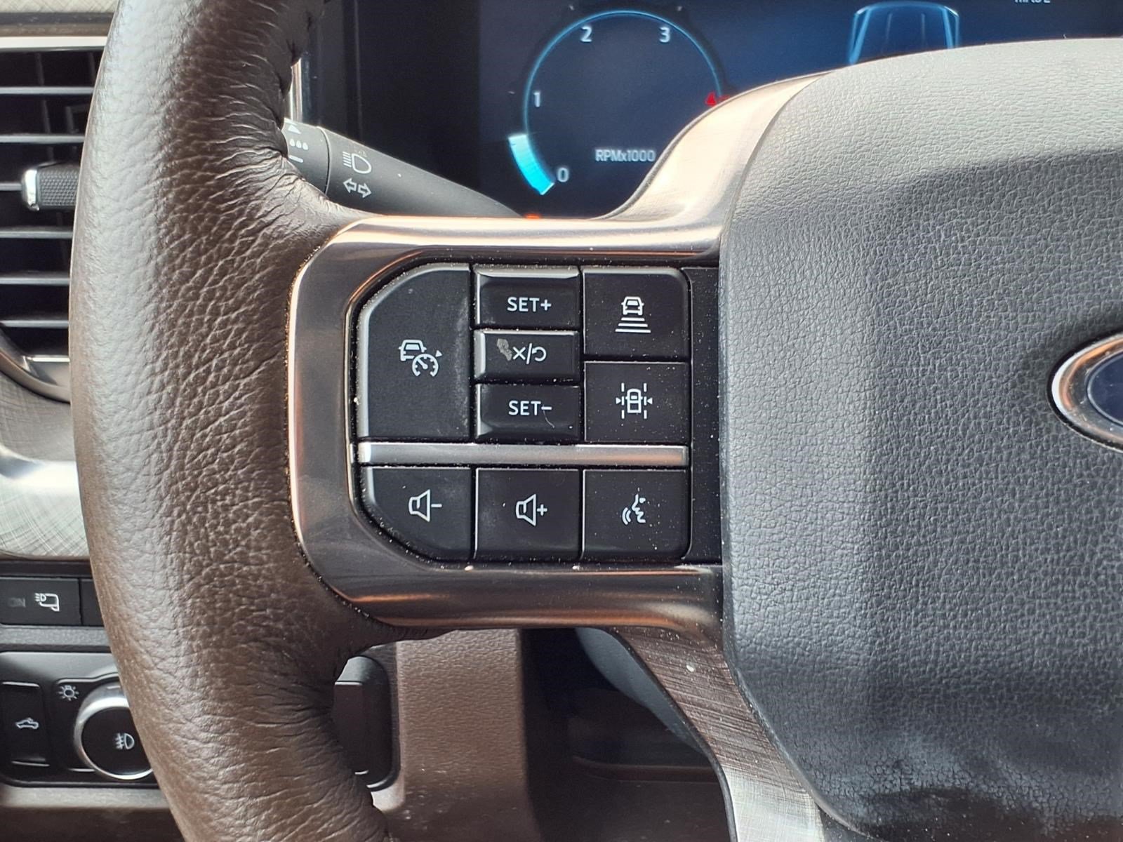 Certified 2024 Ford F250 King Ranch w/ Chrome Package AWD/4WD image 25