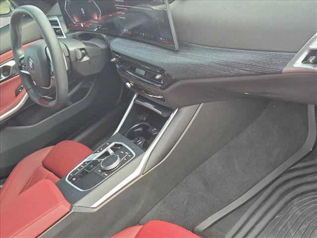 Used 2025 BMW 330i Sedan w/ Premium Package RWD image 23