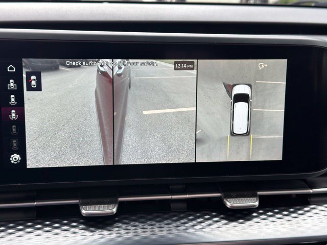 Used 2023 Kia Carnival SX Prestige FWD image 31