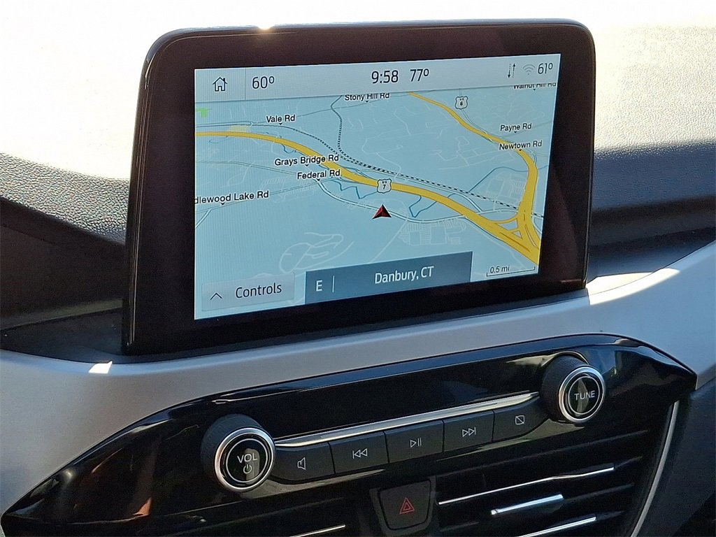 Certified 2022 Ford Escape SE w/ SE Sport Appearance Package image 17