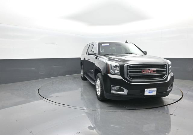 Used 2019 GMC Yukon XL SLT image 2